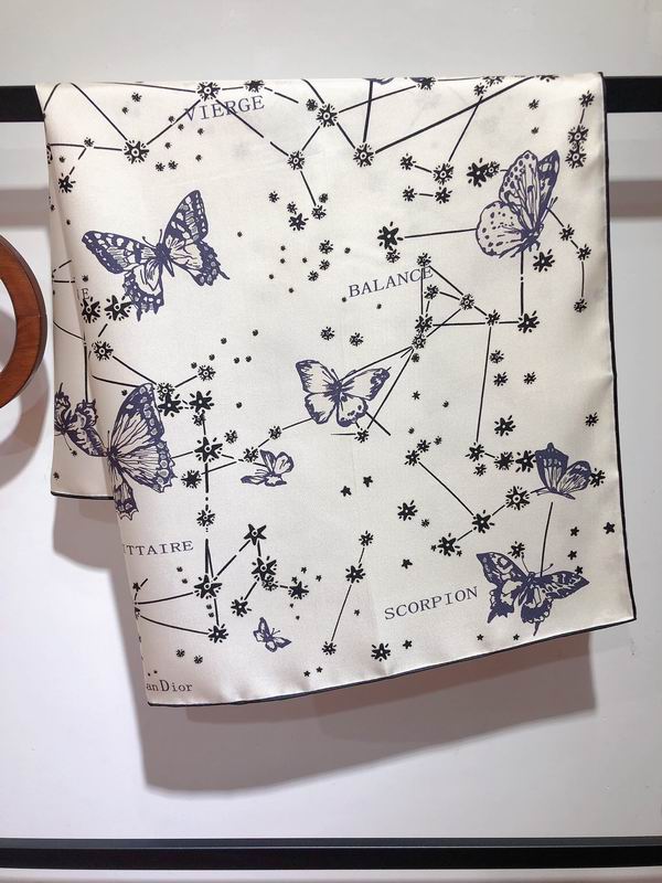 Dior silk scarf 90X90cm E24